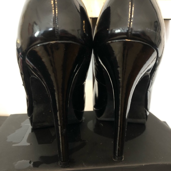 Black Patent leather Steve Madden platform heels 8 - Picture 3 of 4